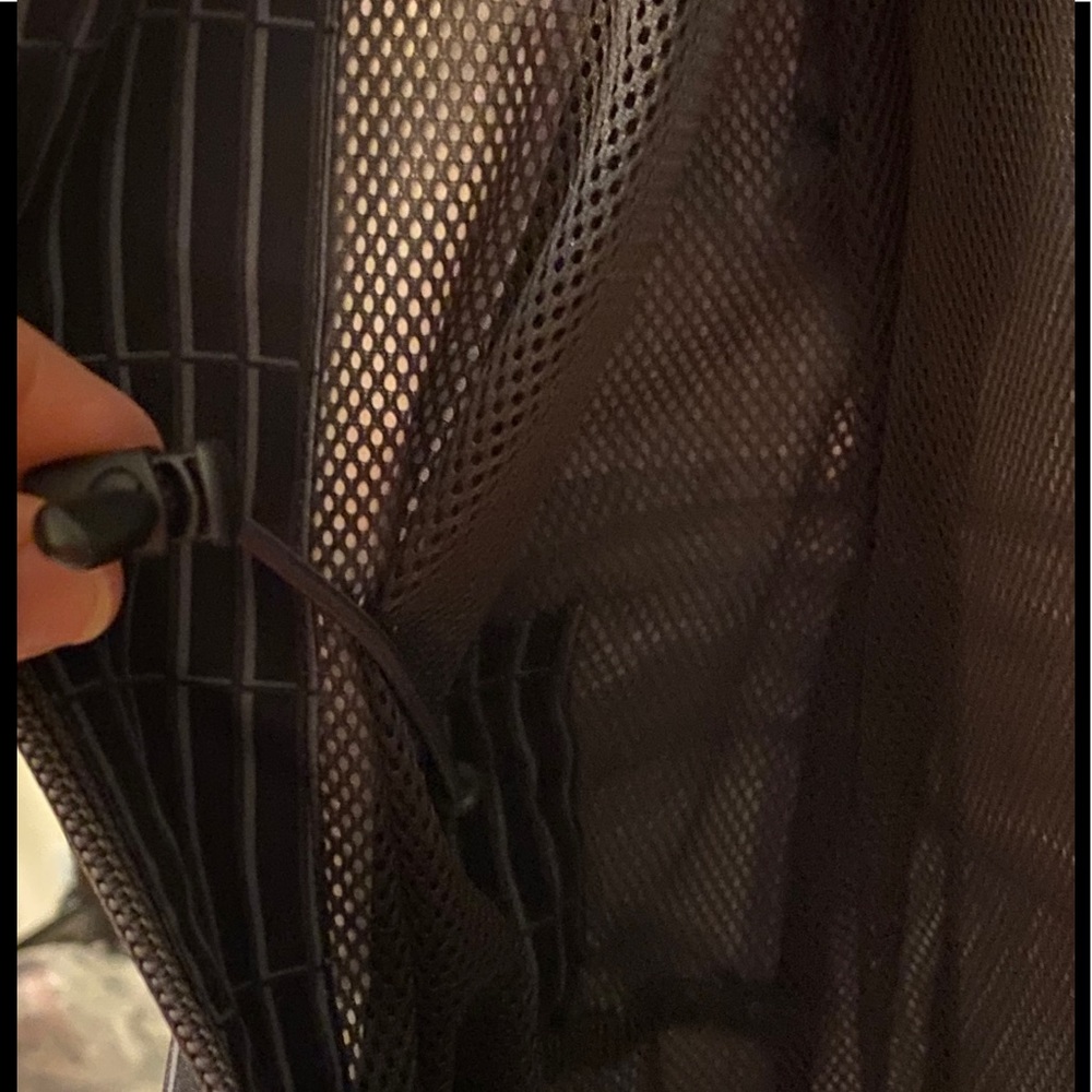 Helly Hansen Black Medium Rain Jacket - image 6